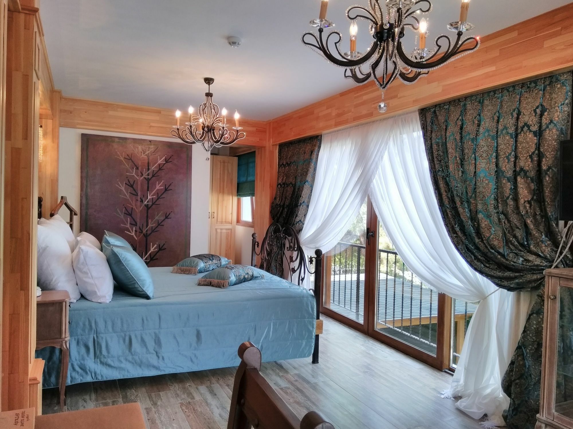 Asiklar Butik Otel By Sukru Адалар Екстериор снимка